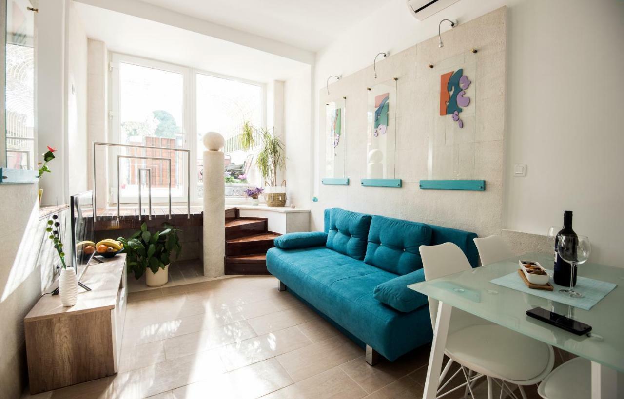 Ibis Your Cosy Oasis With Private Parking And Patio 스플리트 외부 사진