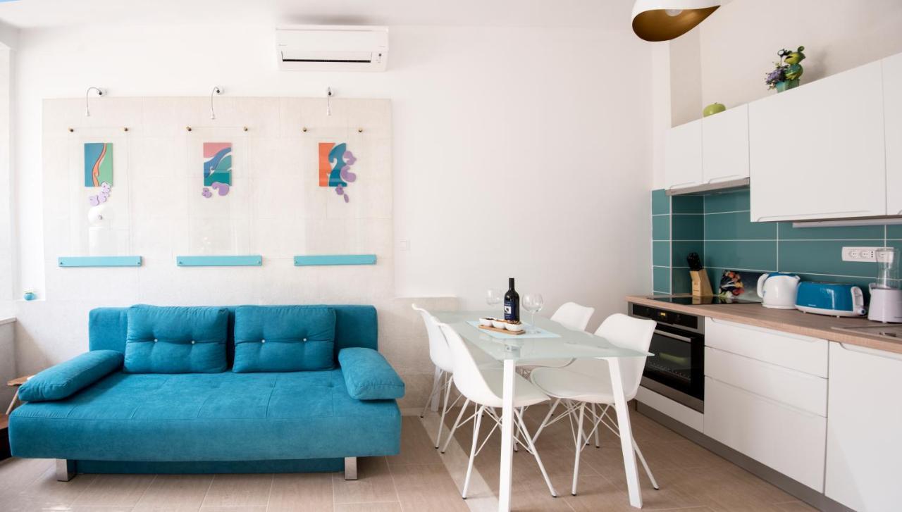 Ibis Your Cosy Oasis With Private Parking And Patio 스플리트 외부 사진